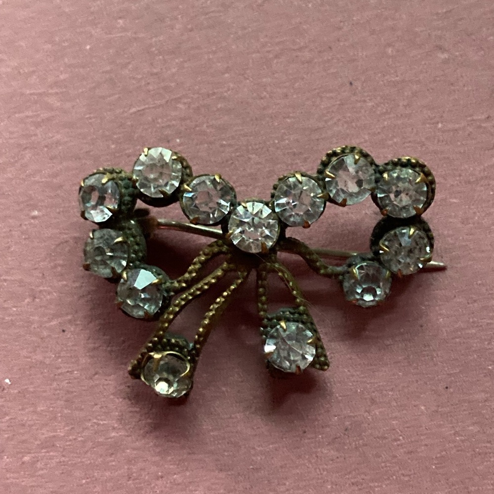 Vintage rhinestone bow brooch